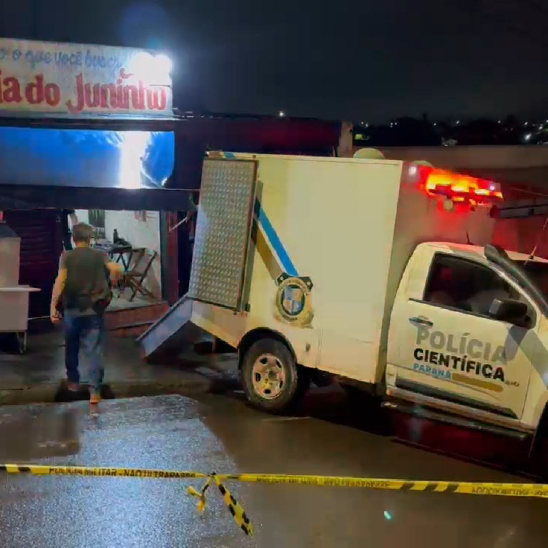 JOVEM DE 19 ANOS É EXECUTADO A TIROS DENTRO DE CONVENIÊNCIA EM LONDRINA 