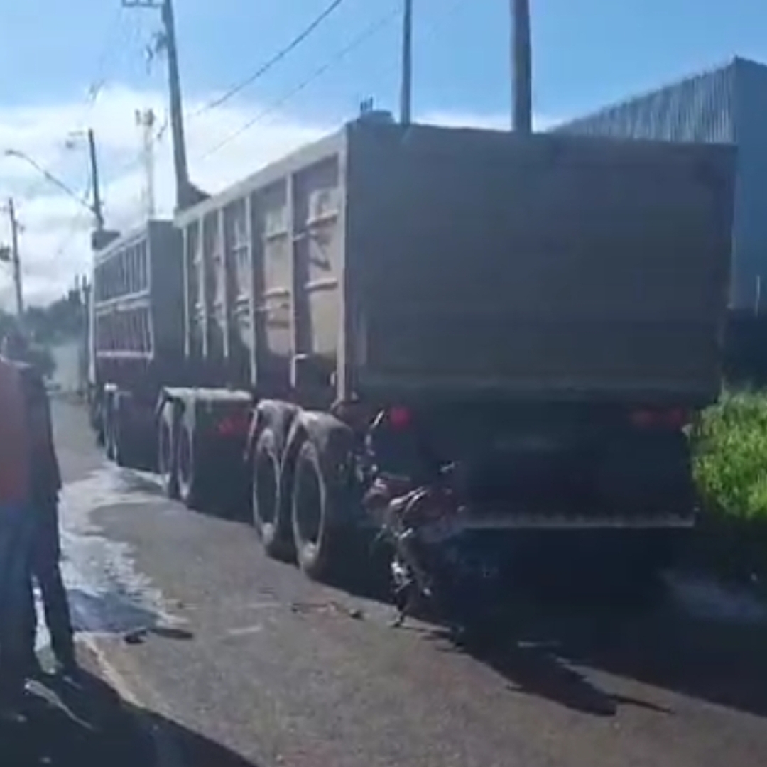 HOMEM DE 42 ANOS MORRE EM ACIDENTE DE MOTO EM ROLÂNDIA 