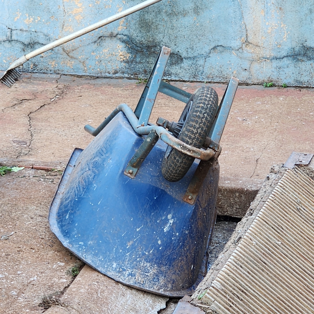 FETO É ENCONTRADO EM SUBESTAÇÃO DA SANEPAR NO CONJUNTO LINDÓIA EM LONDRINA 