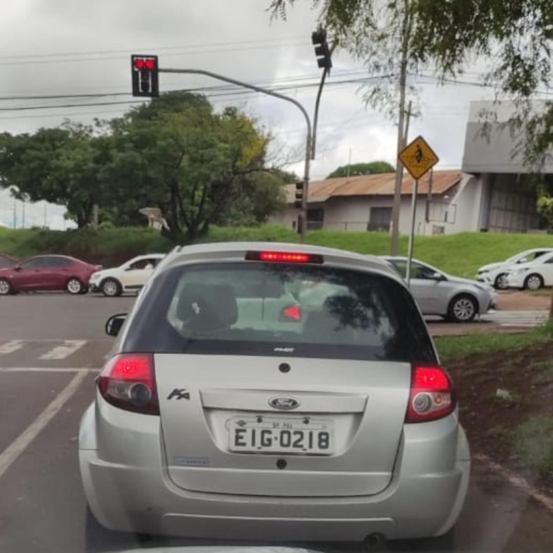 ROCAM PRENDE SUSPEITO DE ROUBO E RECUPERA OBJETOS NA ZONA OESTE DE LONDRINA 