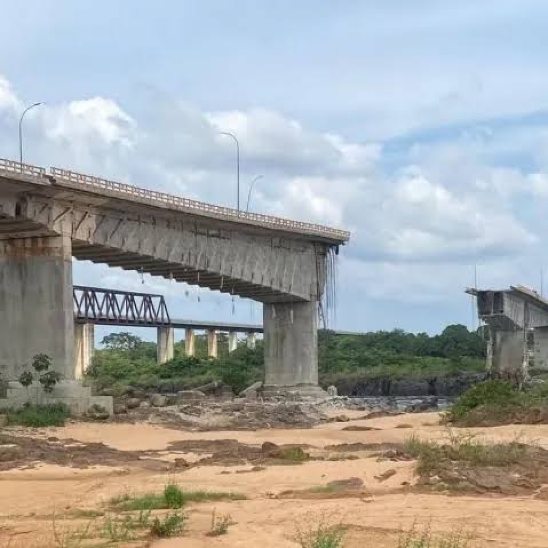 PONTE DESABA NA DIVISA DO TOCANTINS COM O MARANHÃO, DEIXANDO MORTOS E DESAPARECIDOS 