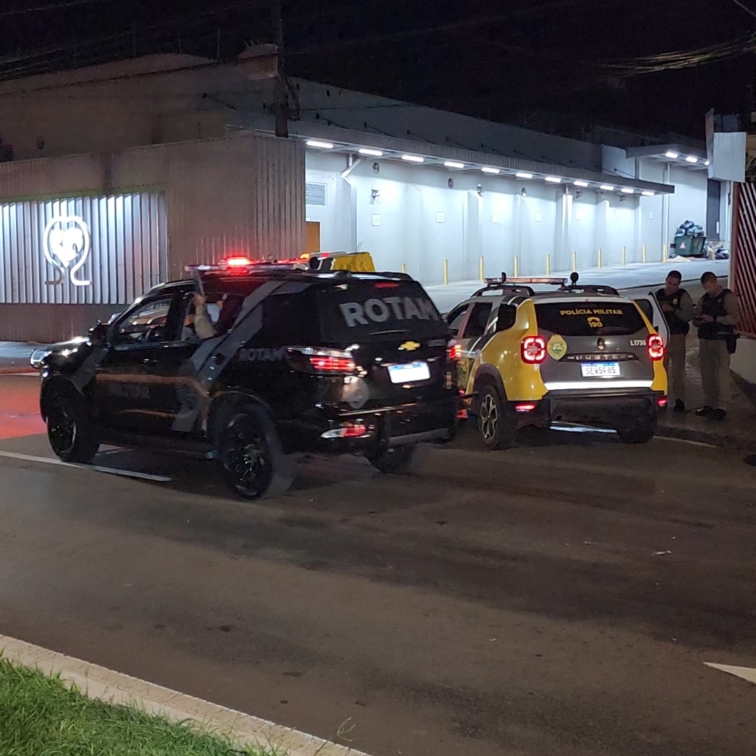 ADOLESCENTE É BALEADO NA AVENIDA SAUL ELKIND EM LONDRINA 