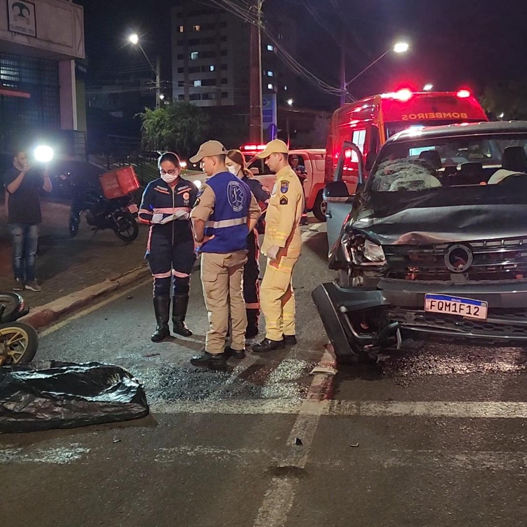 MOTORISTA DE CAMIONETE ENVOLVIDA EM ACIDENTE FATAL NA LESTE-OESTE NÃO SE APRESENTA À POLÍCIA