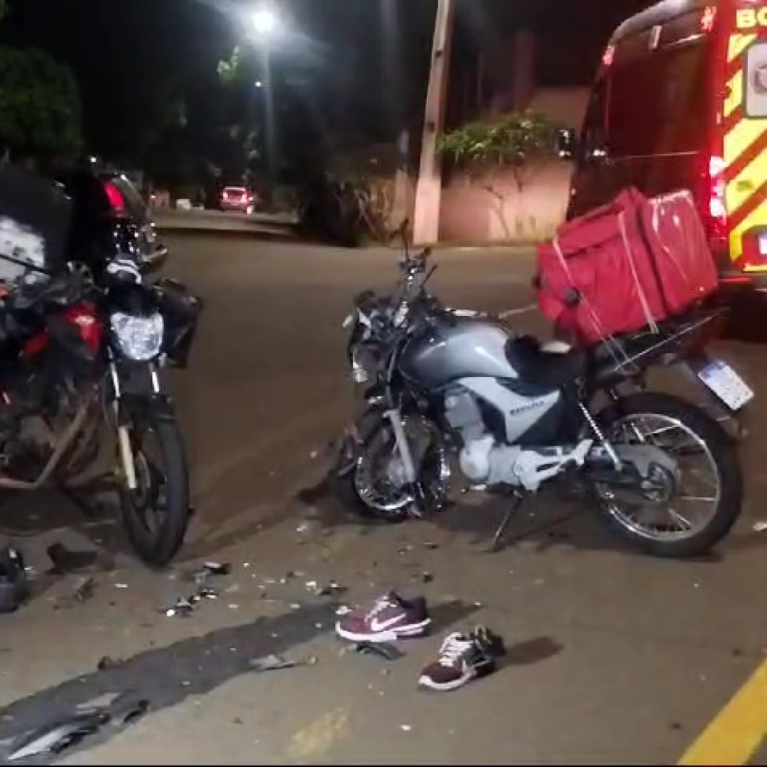 COLISÃO ENTRE MOTOCICLISTAS DEIXA DOIS FERIDOS EM LONDRINA 