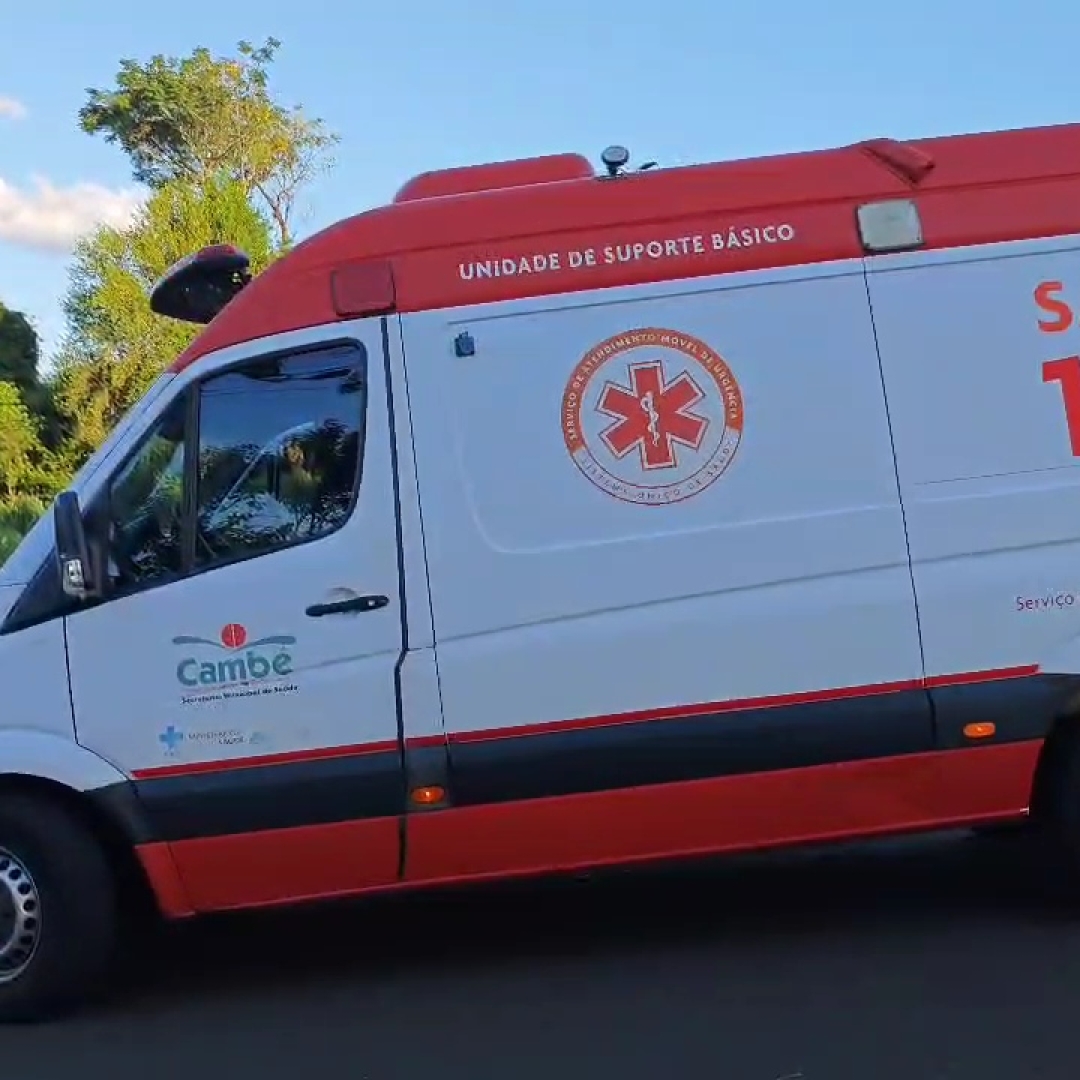 MOTOCICLISTA MORRE APÓS COLIDIR CONTRA POSTE EM CAMBÉ
