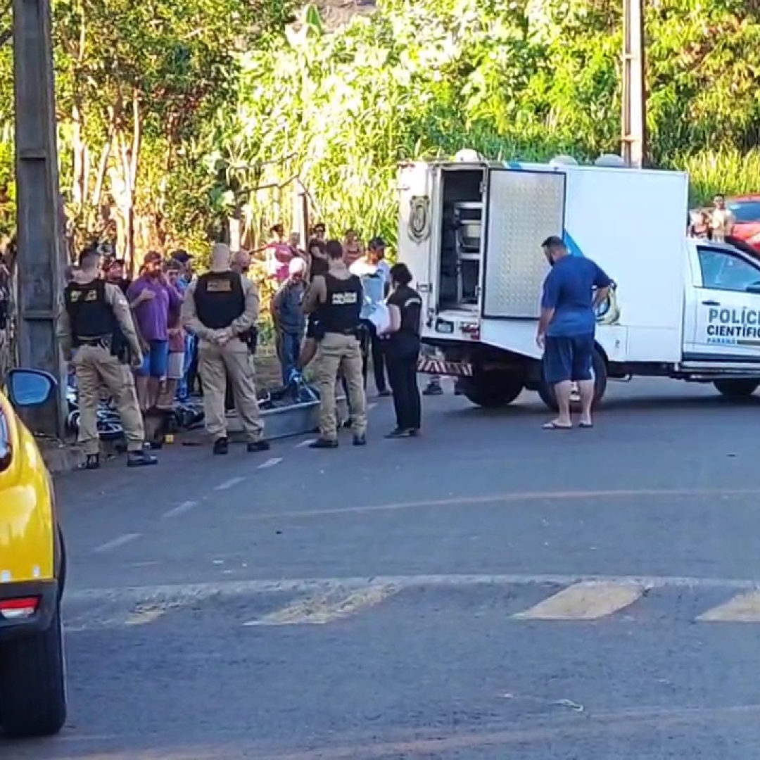 MOTOCICLISTA MORRE APÓS COLIDIR CONTRA POSTE EM CAMBÉ