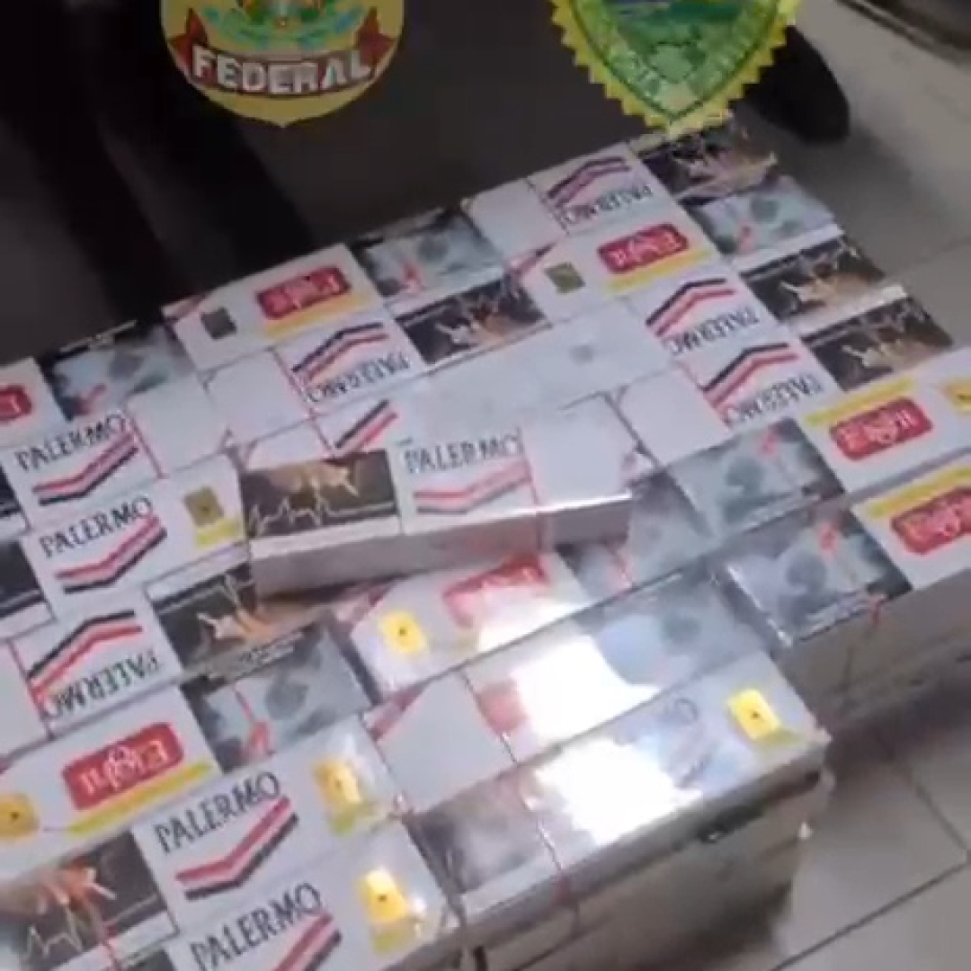 TRIO É DETIDO COM CIGARROS CONTRABANDEADOS EM ÔNIBUS DE LINHA NA RODOVIÁRIA DE LONDRINA