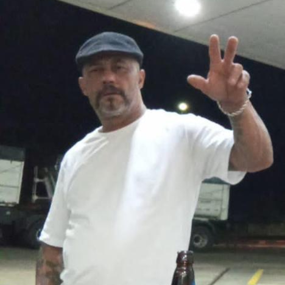 SEGURANÇA É MORTO A TIROS EM POSTO DE COMBUSTÍVEIS, EM JAGUAPITÃ 