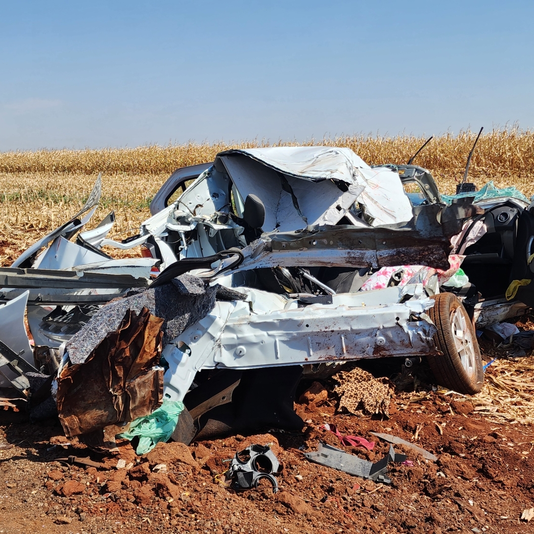 TRAGÉDIA NA PR-445: TRÊS GERAÇÕES DE UMA MESMA FAMÍLIA MORREM EM GRAVE ACIDENTE EM CAMBÉ