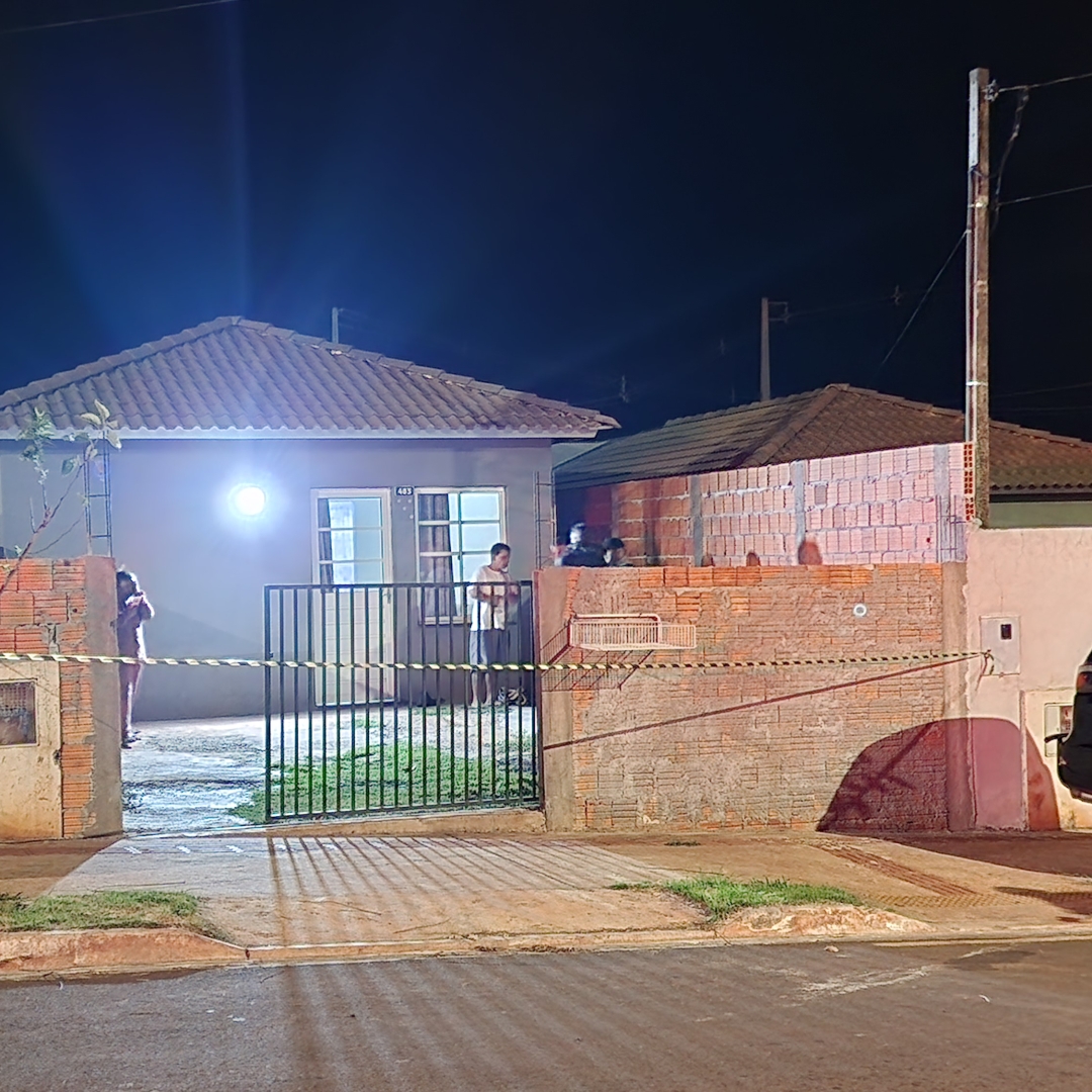 HOMEM É MORTO A TIROS DENTRO DE CASA NA ZONA NORTE DE LONDRINA