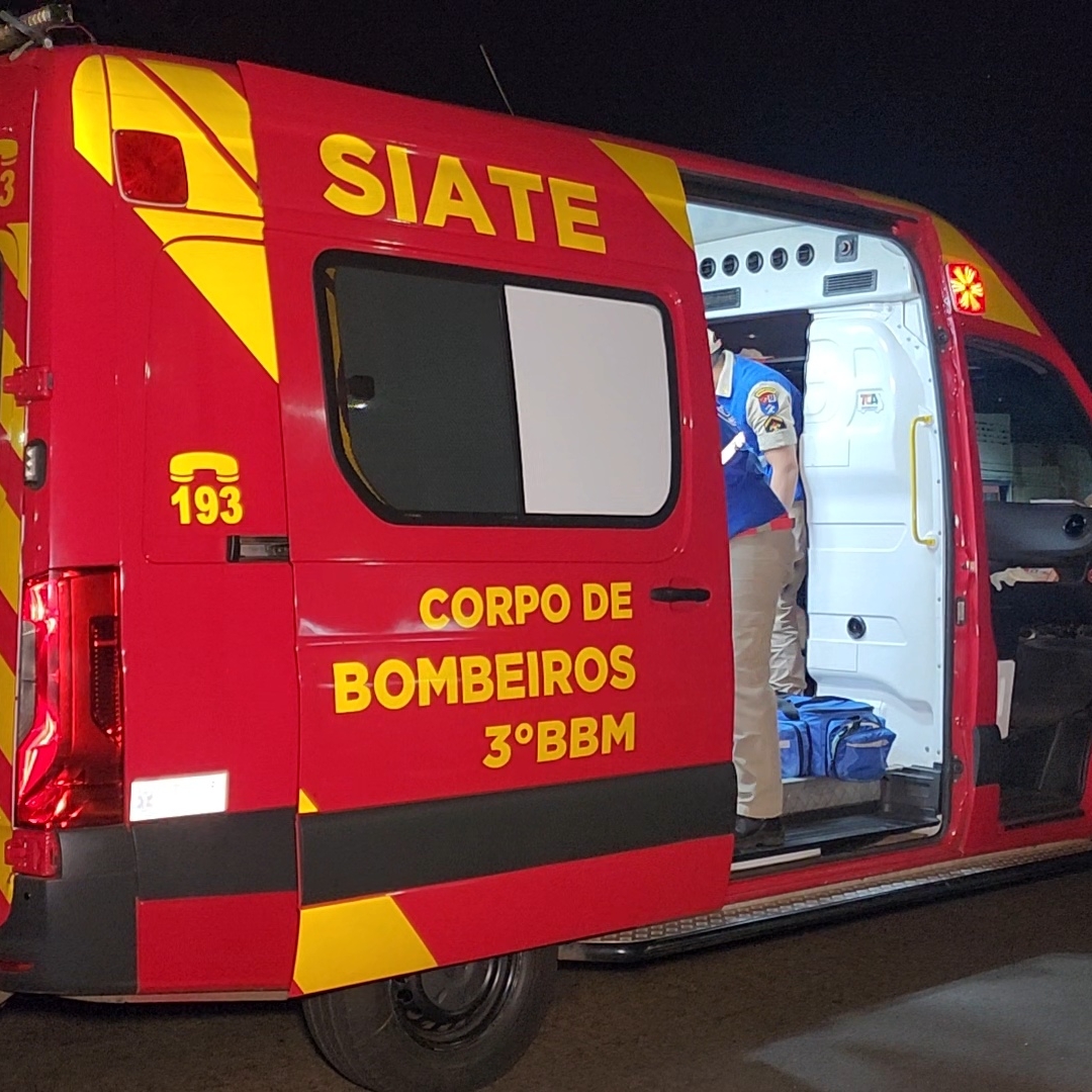 CASAL SOFRE QUEDA DE MOTO E FICA GRAVEMENTE FERIDO NA PR-445 EM LONDRINA