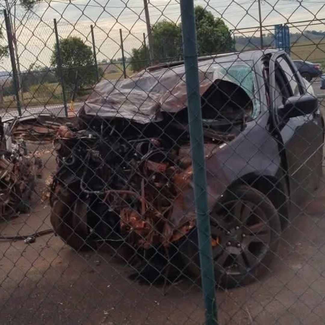 GRAVE ACIDENTE NA BR-369 DEIXA QUATRO MORTOS E QUATRO FERIDOS NO NORTE DO PARANÁ