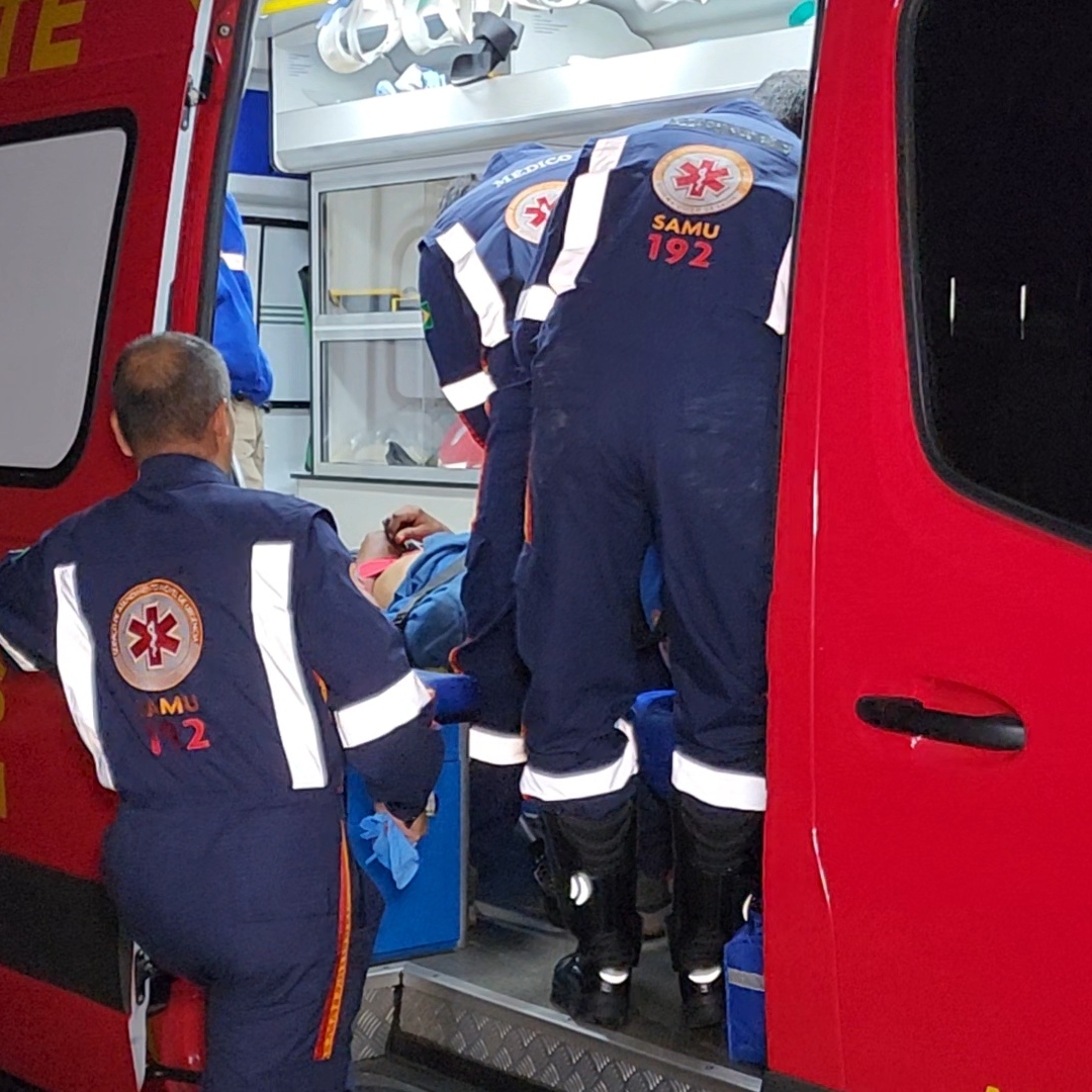 MORADOR DE RUA FICA GRAVEMENTE FERIDO APÓS SER ATROPELADO NA AVENIDA BRASÍLIA, EM LONDRINA 