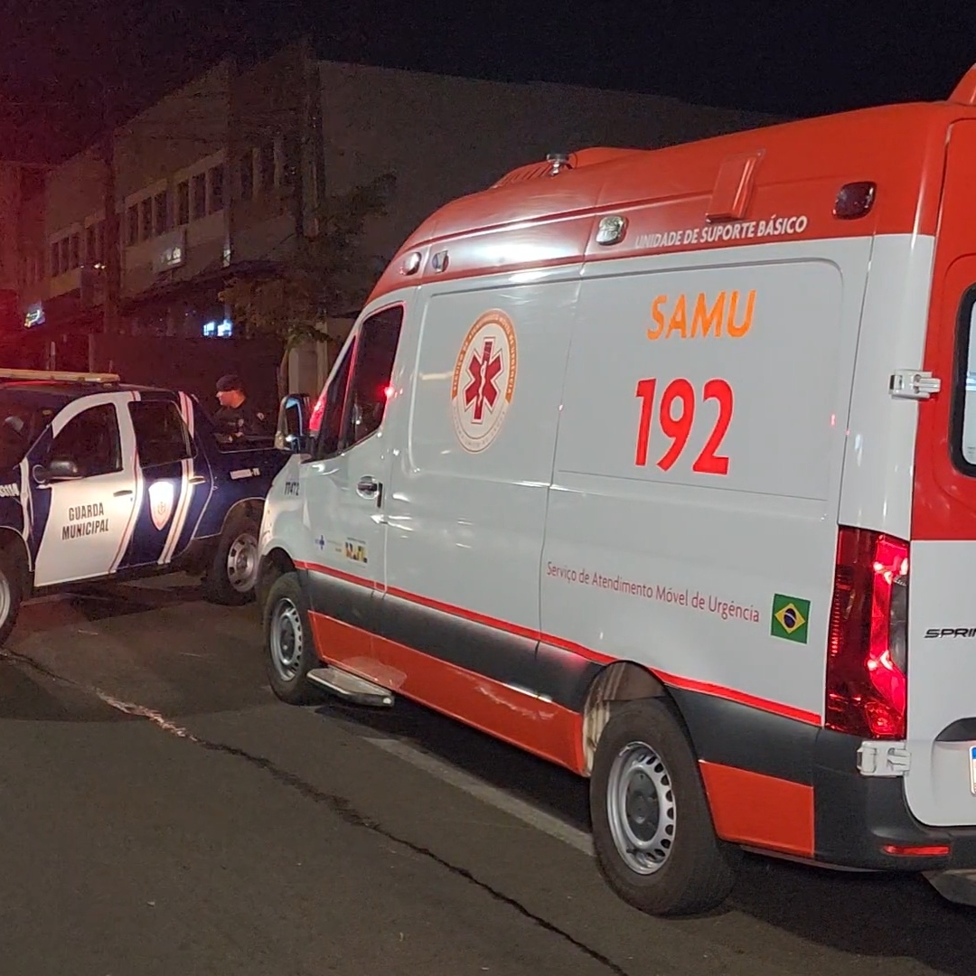 MOTOCICLISTA FICA FERIDO APÓS QUEDA NA AVENIDA MARINGÁ EM LONDRINA