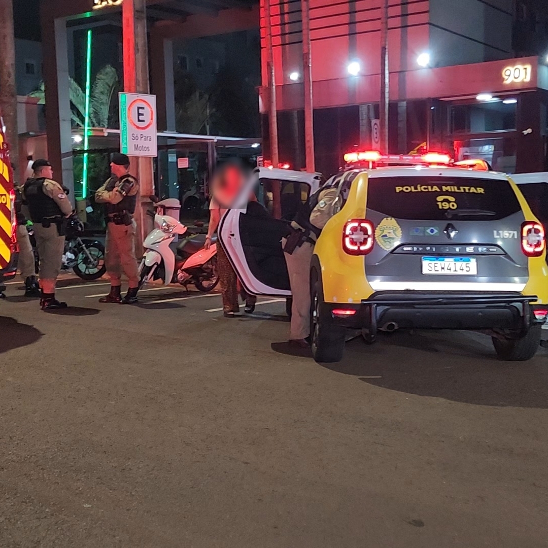 HOMEM É ESFAQUEADO PELA COMPANHEIRA DURANTE BRIGA EM CONDOMÍNIO NA ZONA LESTE DE LONDRINA
