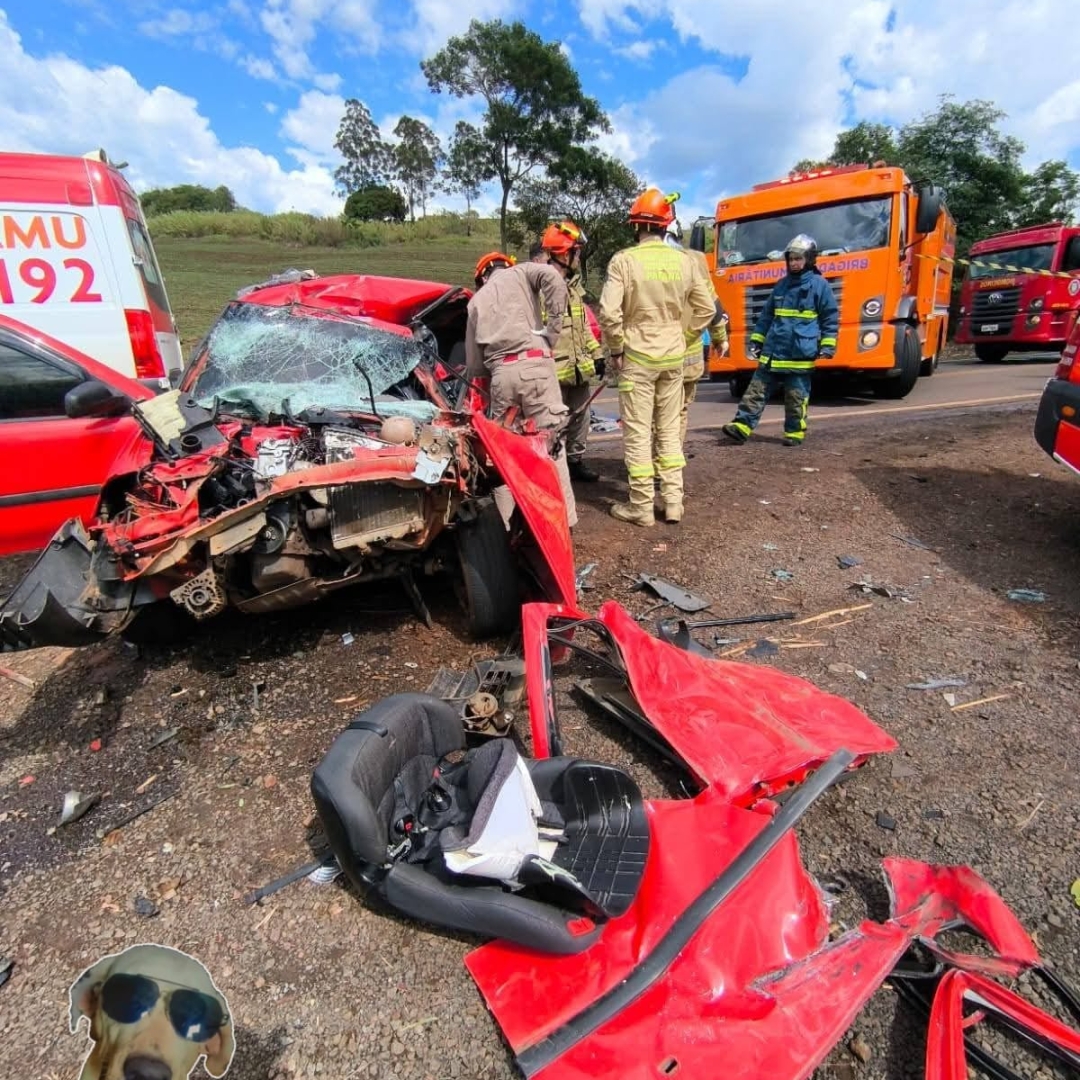 ACIDENTE NA BR-369 DEIXA MOTORISTA MORTO E TRÊS FERIDOS EM JANDAIA DO SUL