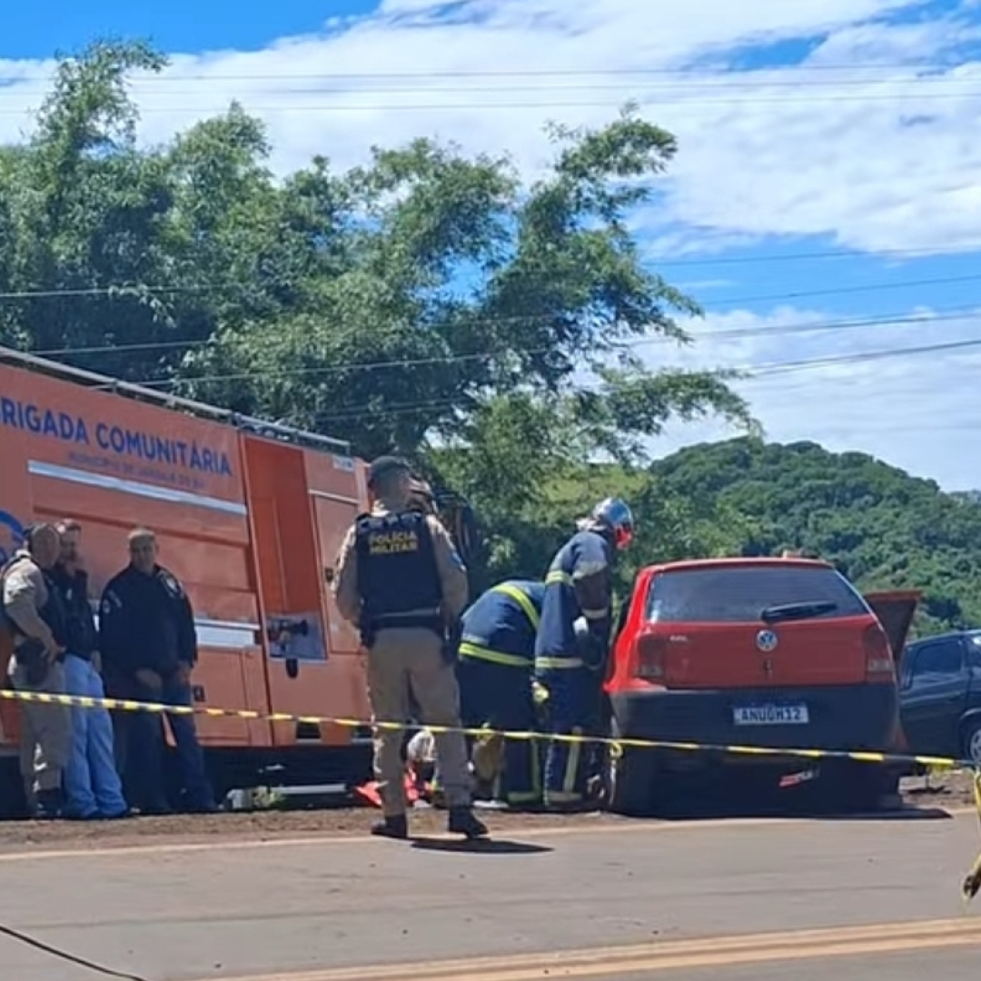 ACIDENTE NA BR-369 DEIXA MOTORISTA MORTO E TRÊS FERIDOS EM JANDAIA DO SUL