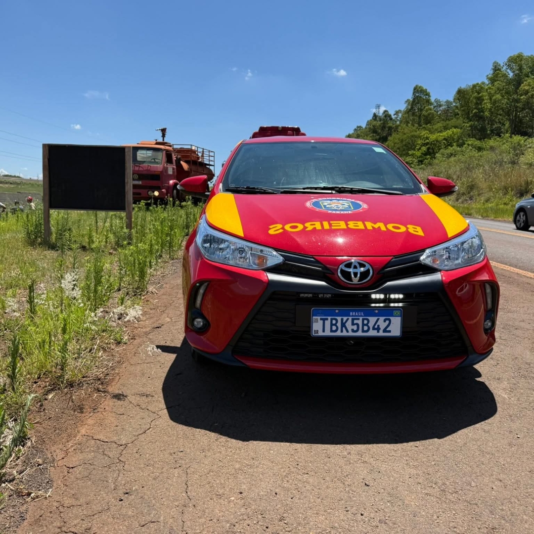 ENFERMEIRA MORRE EM ACIDENTE NA BR-369, EM BANDEIRANTES