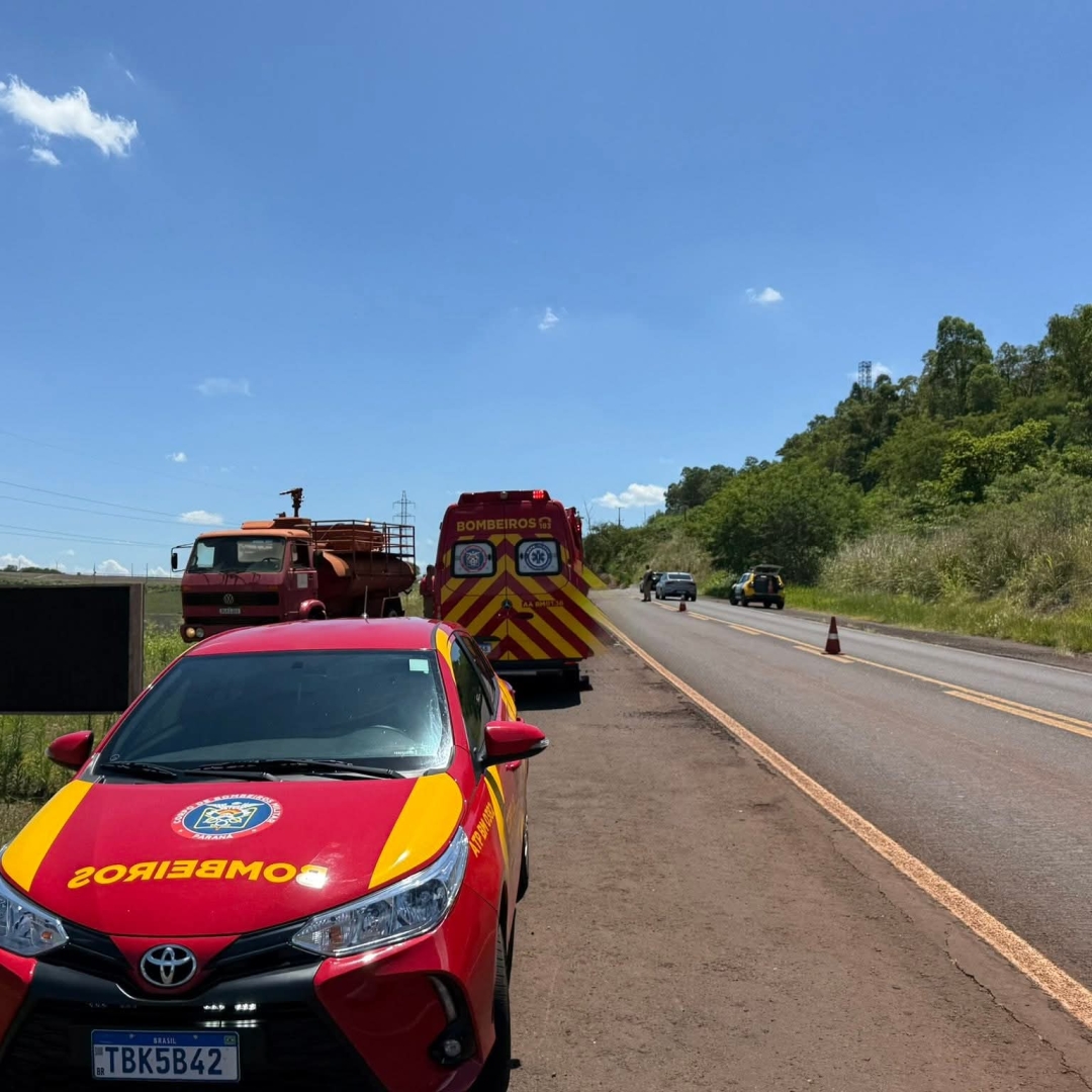 ENFERMEIRA MORRE EM ACIDENTE NA BR-369, EM BANDEIRANTES