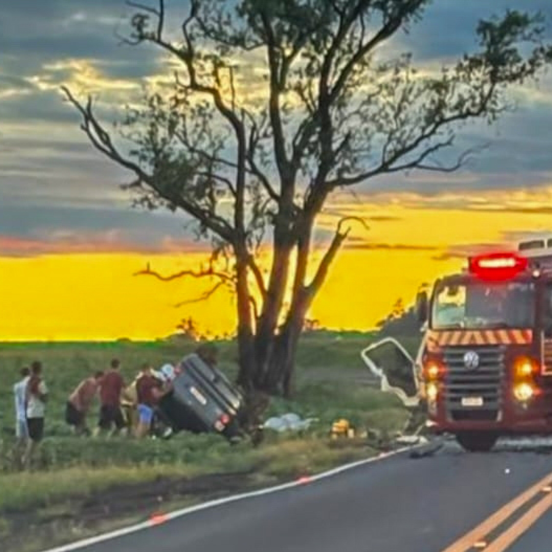 TRAGÉDIA NA PR-170: COLISÃO ENTRE CARRO E CAMINHÃO MATA FAMÍLIA INTEIRA EM ROLÂNDIA