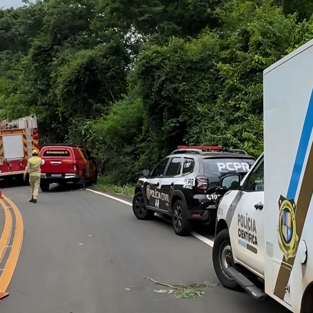 CAMINHONEIRO MORRE APÓS TOMBAMENTO NA PR-538, EM LONDRINA