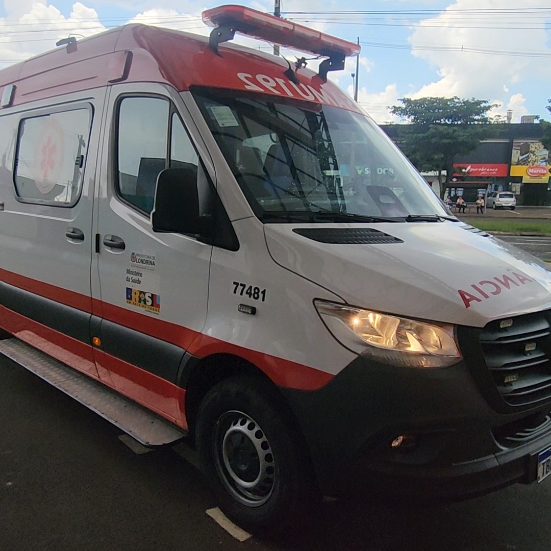 MOTOCICLISTA DE 19 ANOS FICA EM ESTADO GRAVÍSSIMO APÓS ACIDENTE EM RODOVIA DE LONDRINA