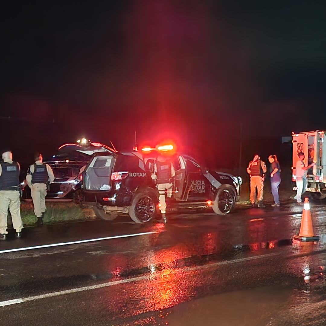 HOMEM COM VEÍCULO FURTADO MORRE EM CONFRONTO COM A ROTAM NA BR-369, EM CAMBÉ