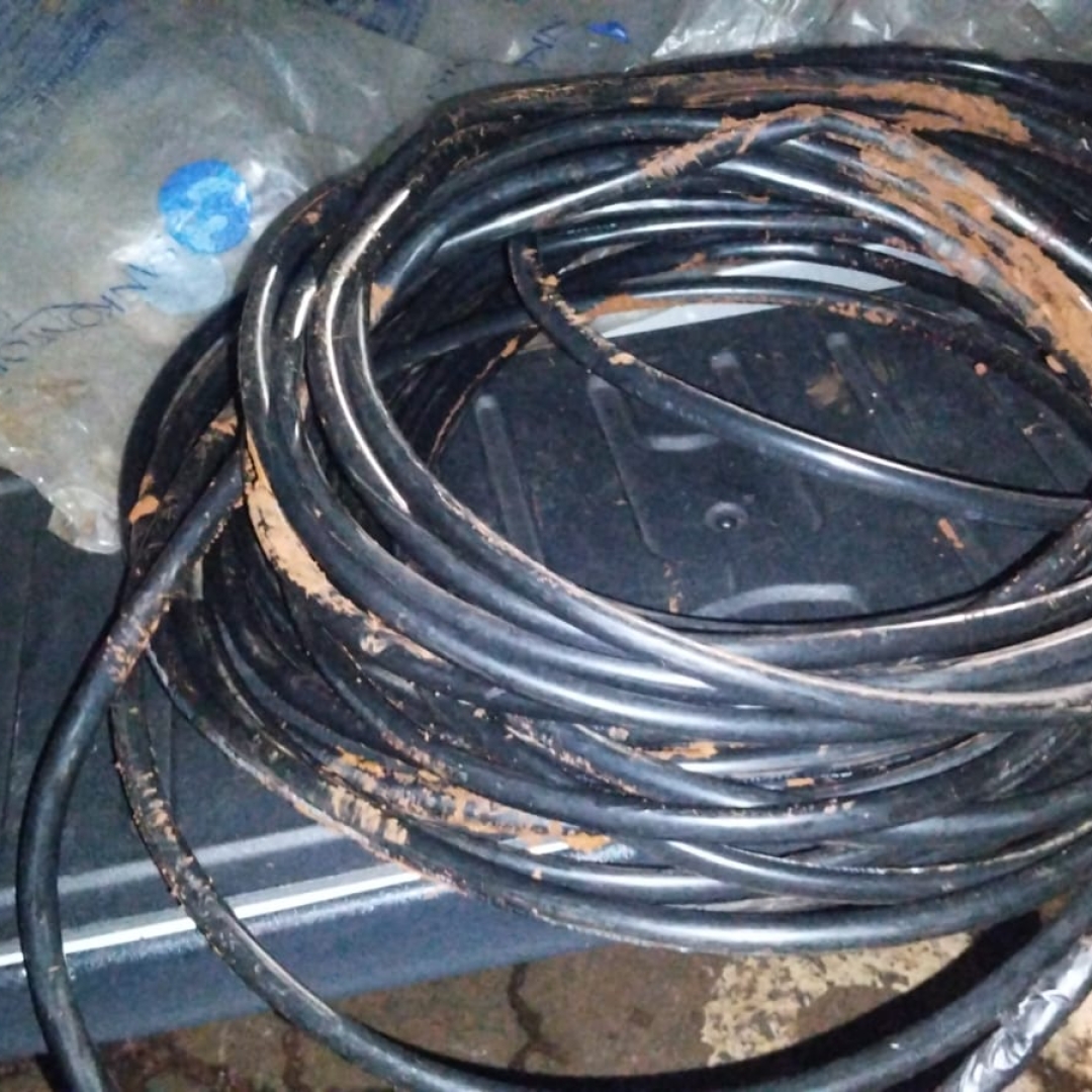 DUPLA É PRESA POR FURTO DE FIOS NO TREVO DA WARTA, EM LONDRINA