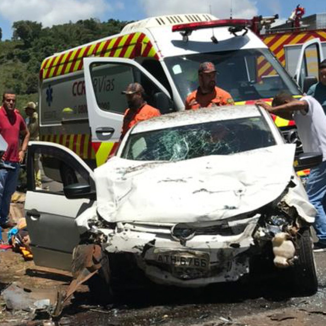 ACIDENTE NA PR-445 DEIXA UM MORTO E QUATRO FERIDOS EM LONDRINA