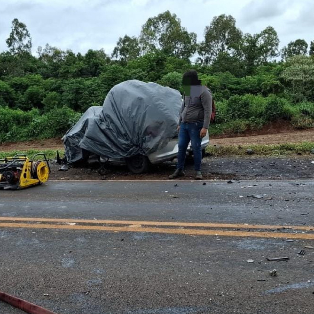 SEPULTADAS AS VÍTIMAS DE ACIDENTE ENVOLVENDO VAN E CARRO EM RODOVIA DE LONDRINA