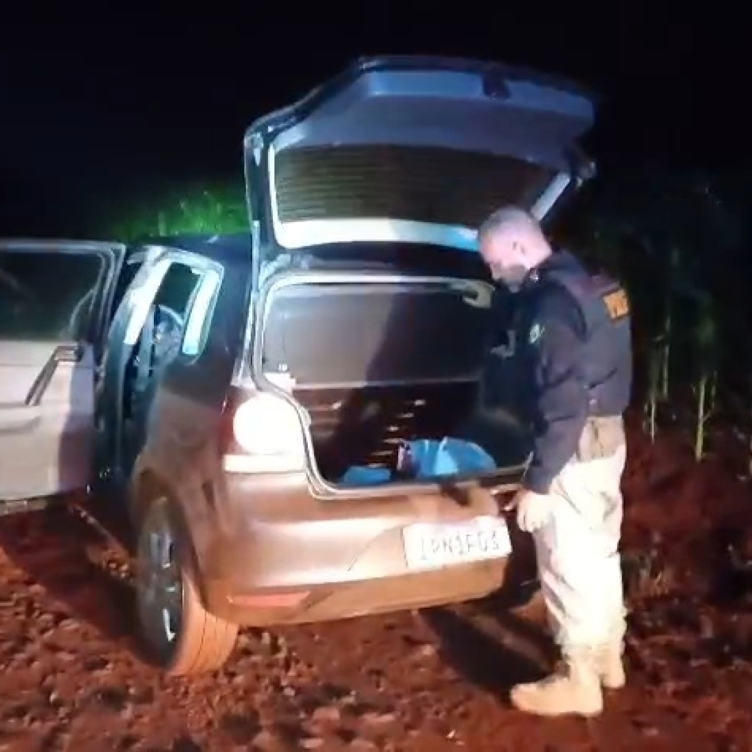 PRF FRUSTRA ROUBO A ÔNIBUS E PRENDE SUSPEITOS EM CAMPO MOURÃO