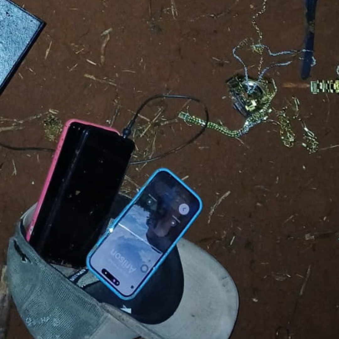 PRF FRUSTRA ROUBO A ÔNIBUS E PRENDE SUSPEITOS EM CAMPO MOURÃO