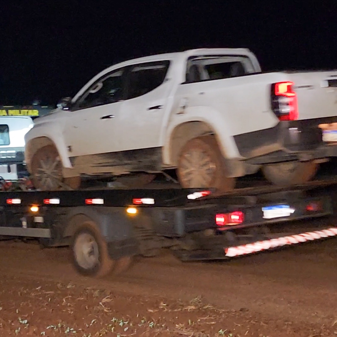 QUADRILHA ATIRA CONTRA POLICIAIS DURANTE FUGA APÓS ROUBO E MOBILIZA GRANDE CERCO NA REGIÃO DE LONDRINA