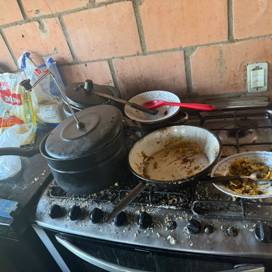 CRIANÇAS SÃO RESGATADAS EM SITUAÇÃO DE ABANDONO E MAIS DE 12 KG DE MACONHA SÃO APREENDIDOS NA ZONA RURAL DE LONDRINA