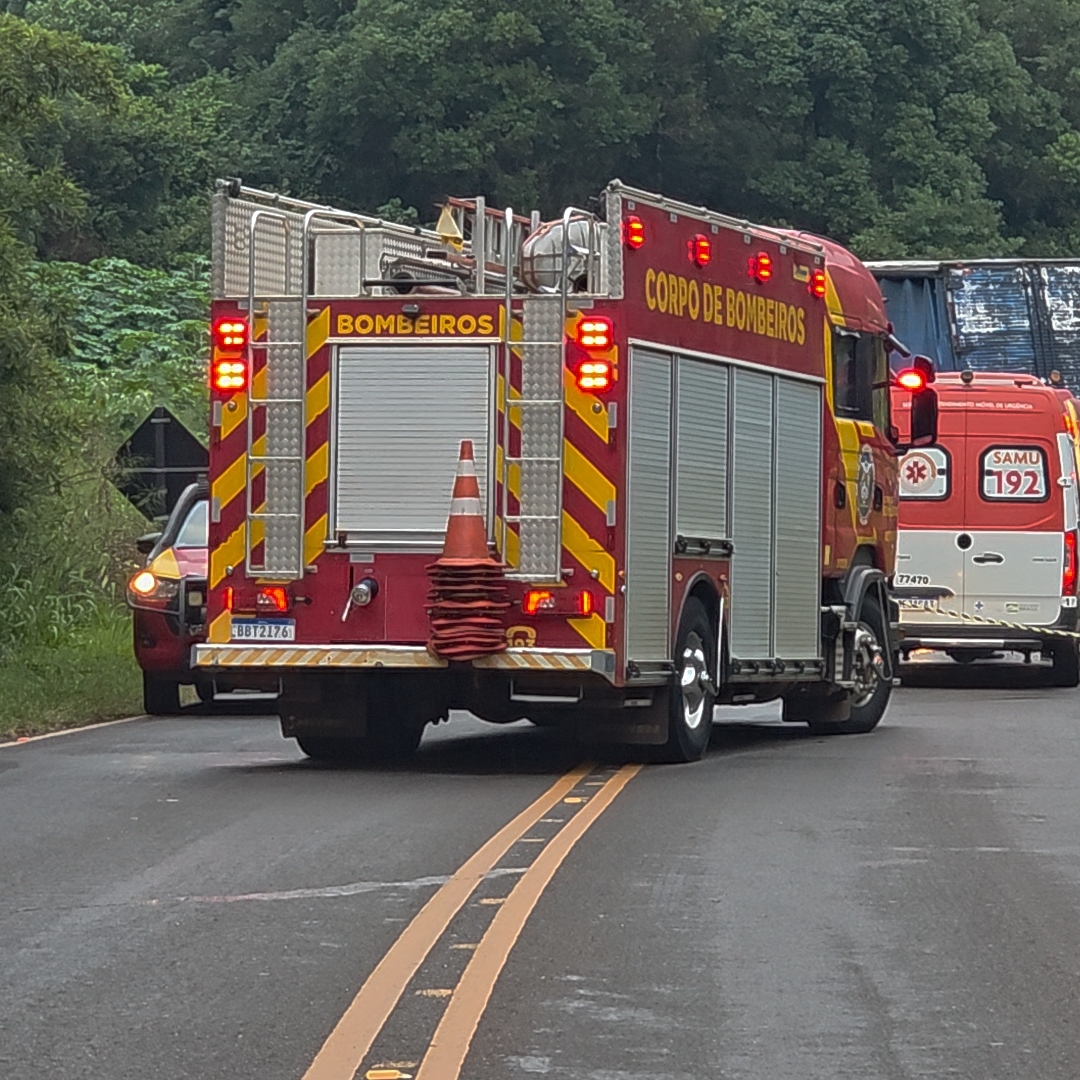 TRAGÉDIA NA PR-545: VÍTIMAS DE COLISÃO ENTRE CAMINHÕES FORAM SEPULTADAS EM LONDRINA