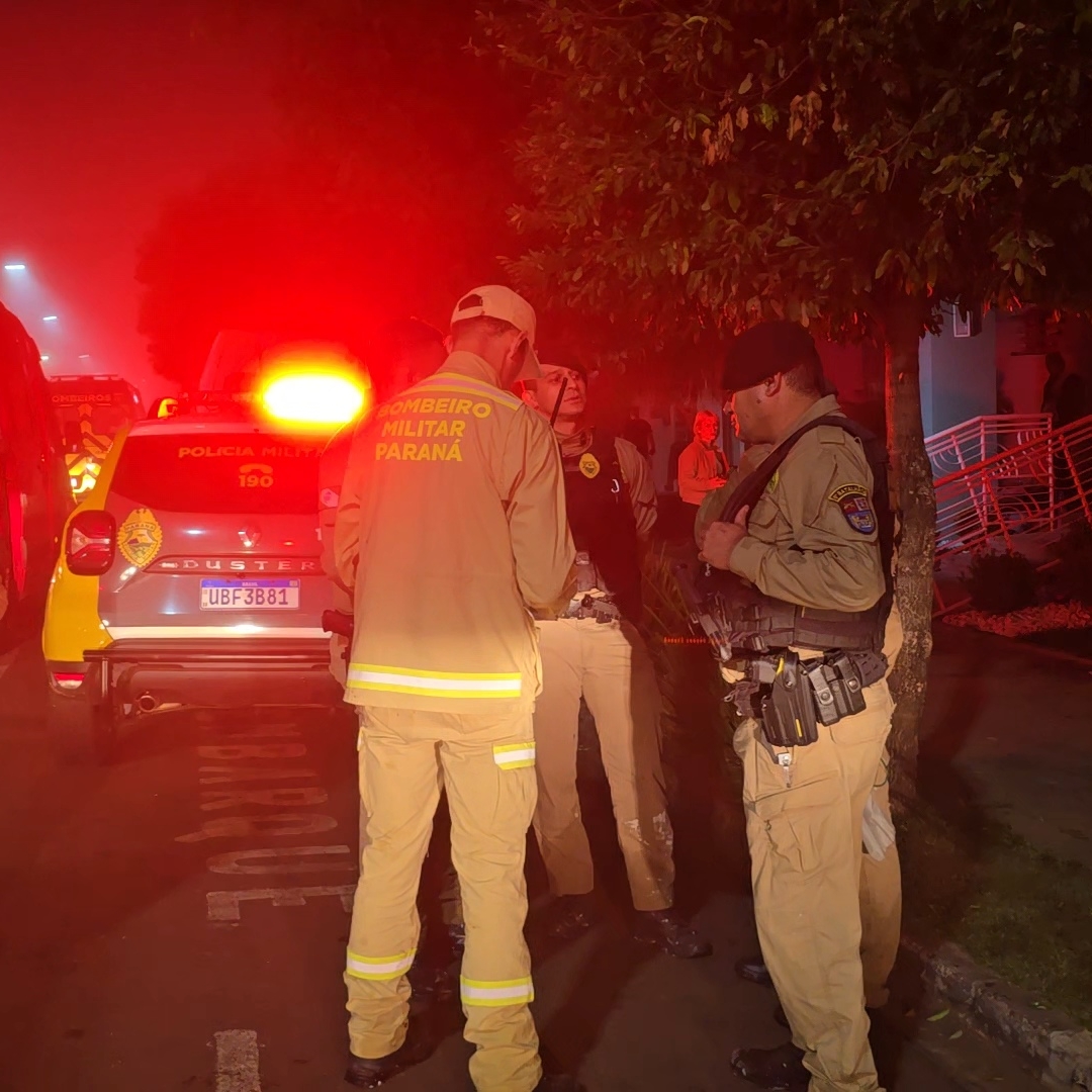 INCÊNDIO EM HOTEL PRÓXIMO AO AEROPORTO DEIXA HOMEM EM ESTADO GRAVE E MOBILIZA GRANDE OPERAÇÃO DE RESGATE EM LONDRINA