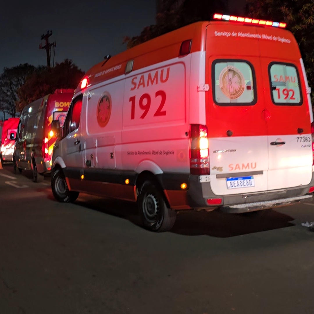 INCÊNDIO EM HOTEL PRÓXIMO AO AEROPORTO DEIXA HOMEM EM ESTADO GRAVE E MOBILIZA GRANDE OPERAÇÃO DE RESGATE EM LONDRINA