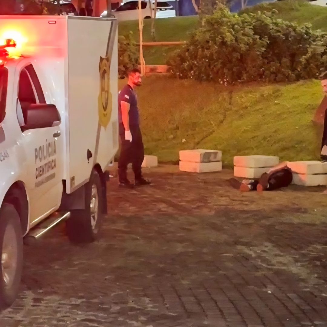 MORTE DE HOMEM NA PRAÇA TOMI NAKAGAWA PASSA A SER INVESTIGADA PELA POLÍCIA CIVIL