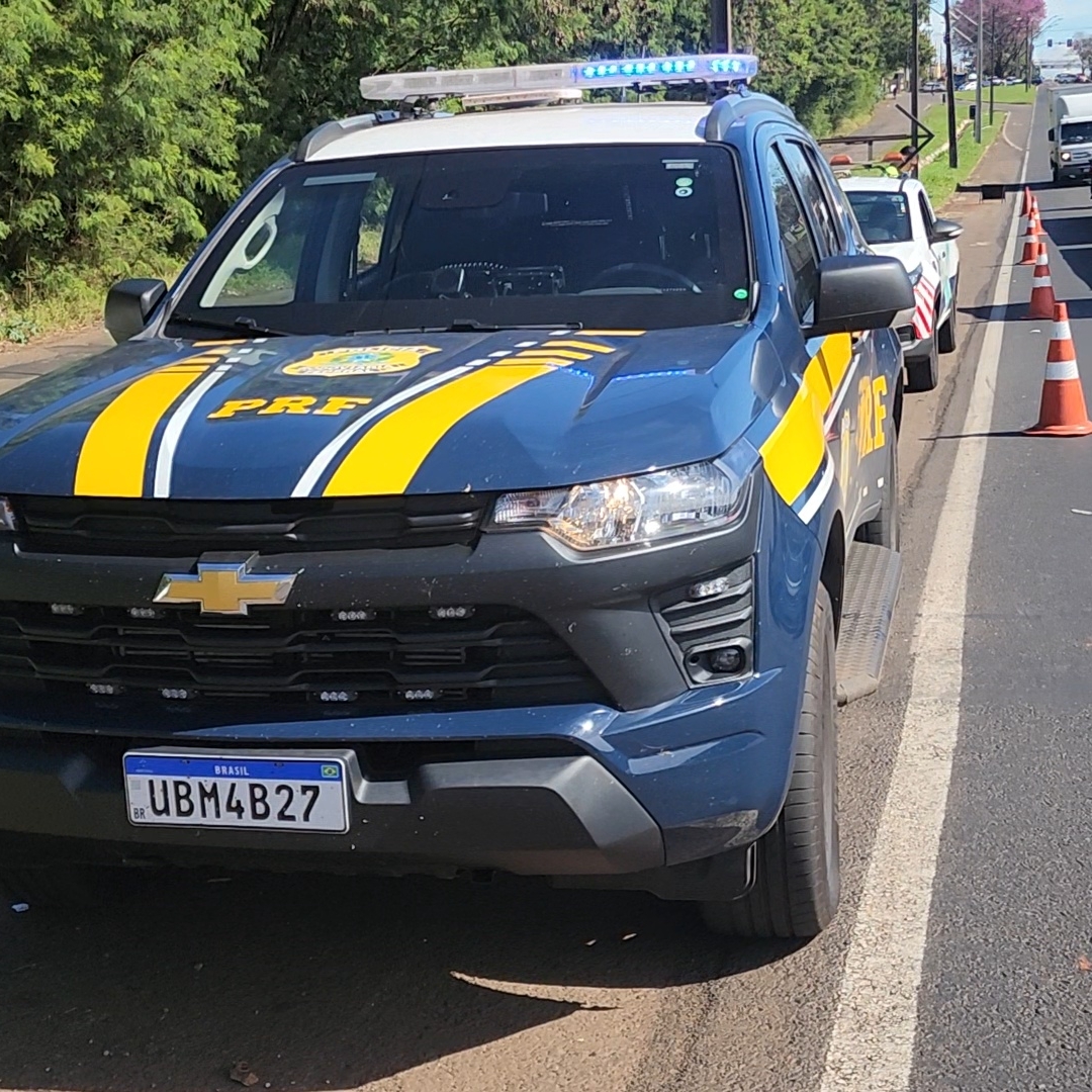 MOTOCICLISTA MORRE APÓS GRAVE ACIDENTE COM CAMINHÃO NA BR-369, EM LONDRINA