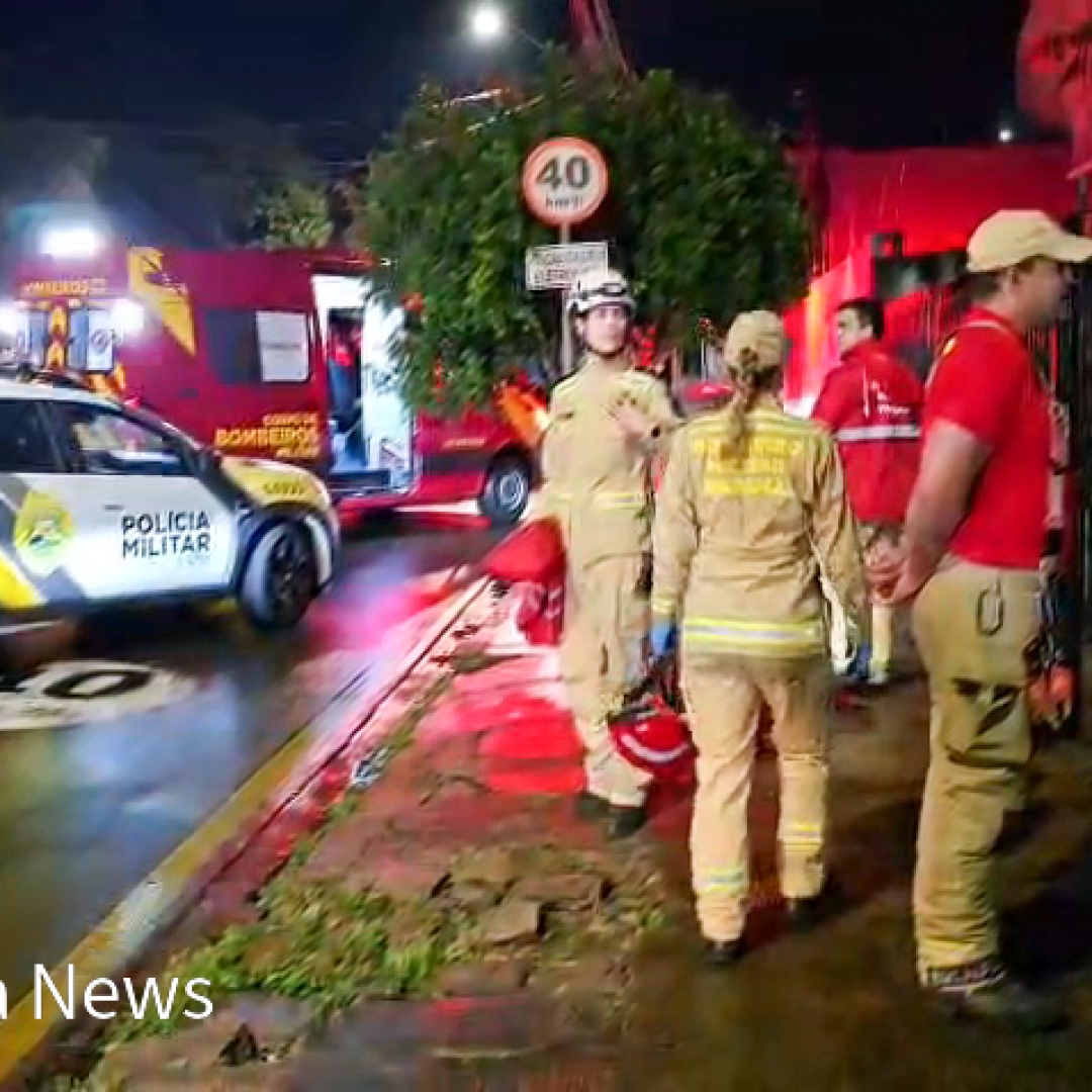 DISPAROS DE ARMA DE FOGO MOBILIZAM POLÍCIA E BOMBEIROS NO CENTRO DE LONDRINA; VÍTIMA BALEADA DESAPARECE