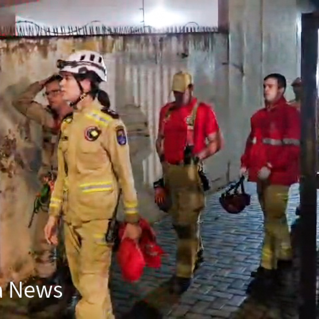 DISPAROS DE ARMA DE FOGO MOBILIZAM POLÍCIA E BOMBEIROS NO CENTRO DE LONDRINA; VÍTIMA BALEADA DESAPARECE