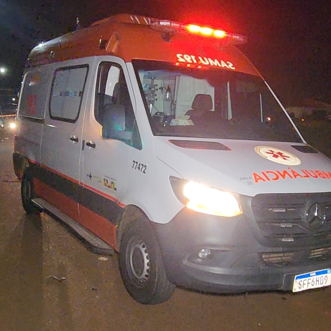 GRAVÍSSIMO ACIDENTE ENTRE CARRO E MOTO DEIXA TRÊS MORTOS NA ZONA NORTE DE LONDRINA