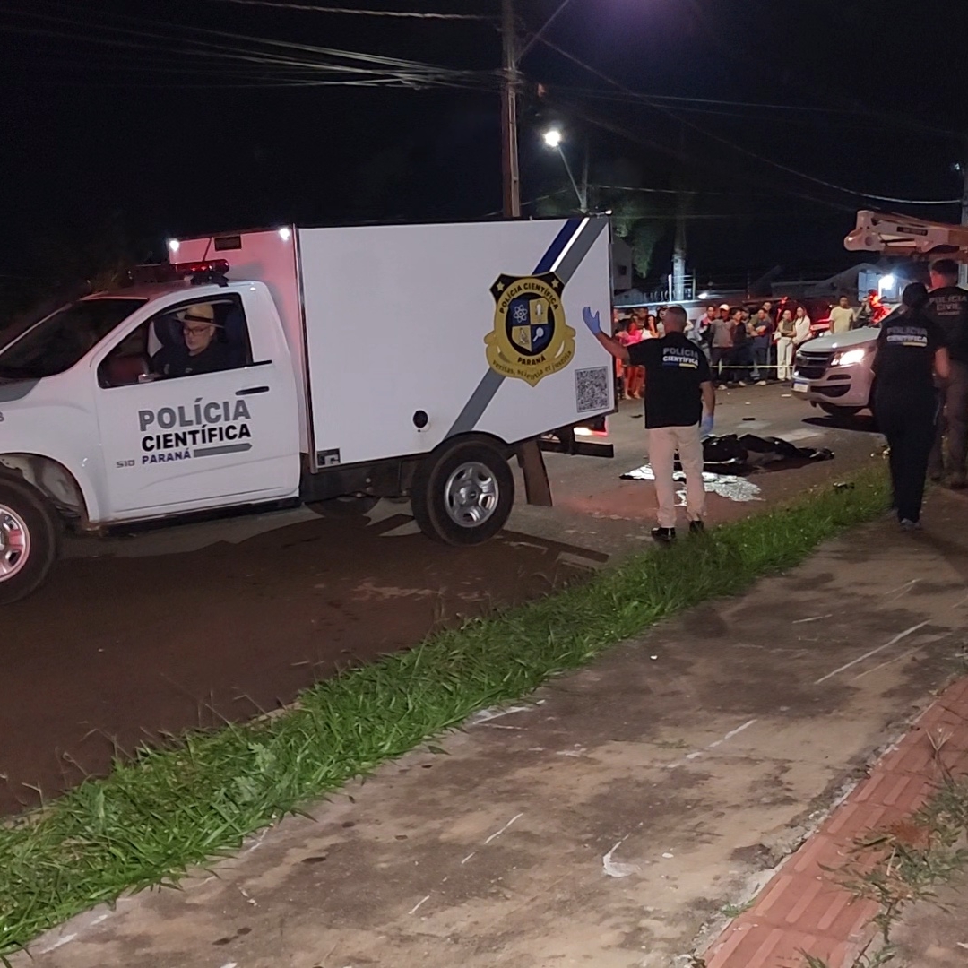 GRAVÍSSIMO ACIDENTE ENTRE CARRO E MOTO DEIXA TRÊS MORTOS NA ZONA NORTE DE LONDRINA