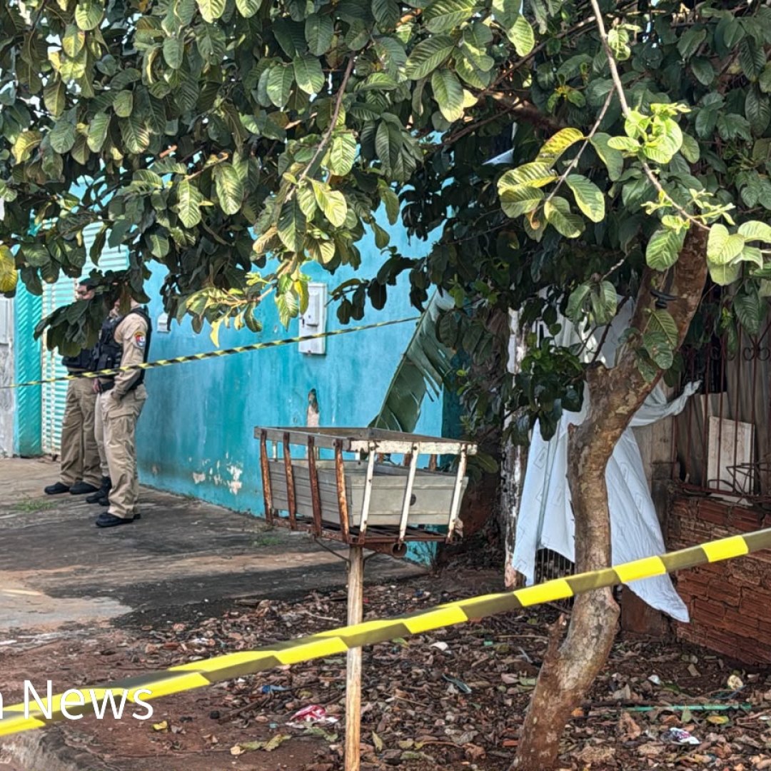 IDOSO DE 82 ANOS MORRE APÓS FICAR ENROSCADO EM LANÇAS DE PORTÃO DE CASA EM LONDRINA