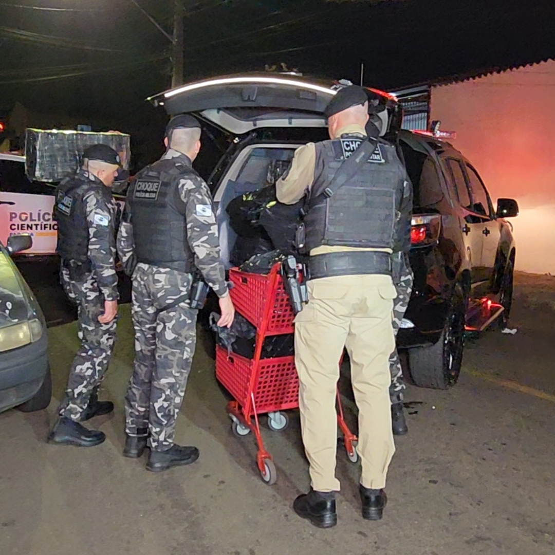 DENÚNCIA DE TRÁFICO TERMINA EM CONFRONTO E APREENSÃO DE MAIS DE 330 KG DE DROGAS EM LONDRINA