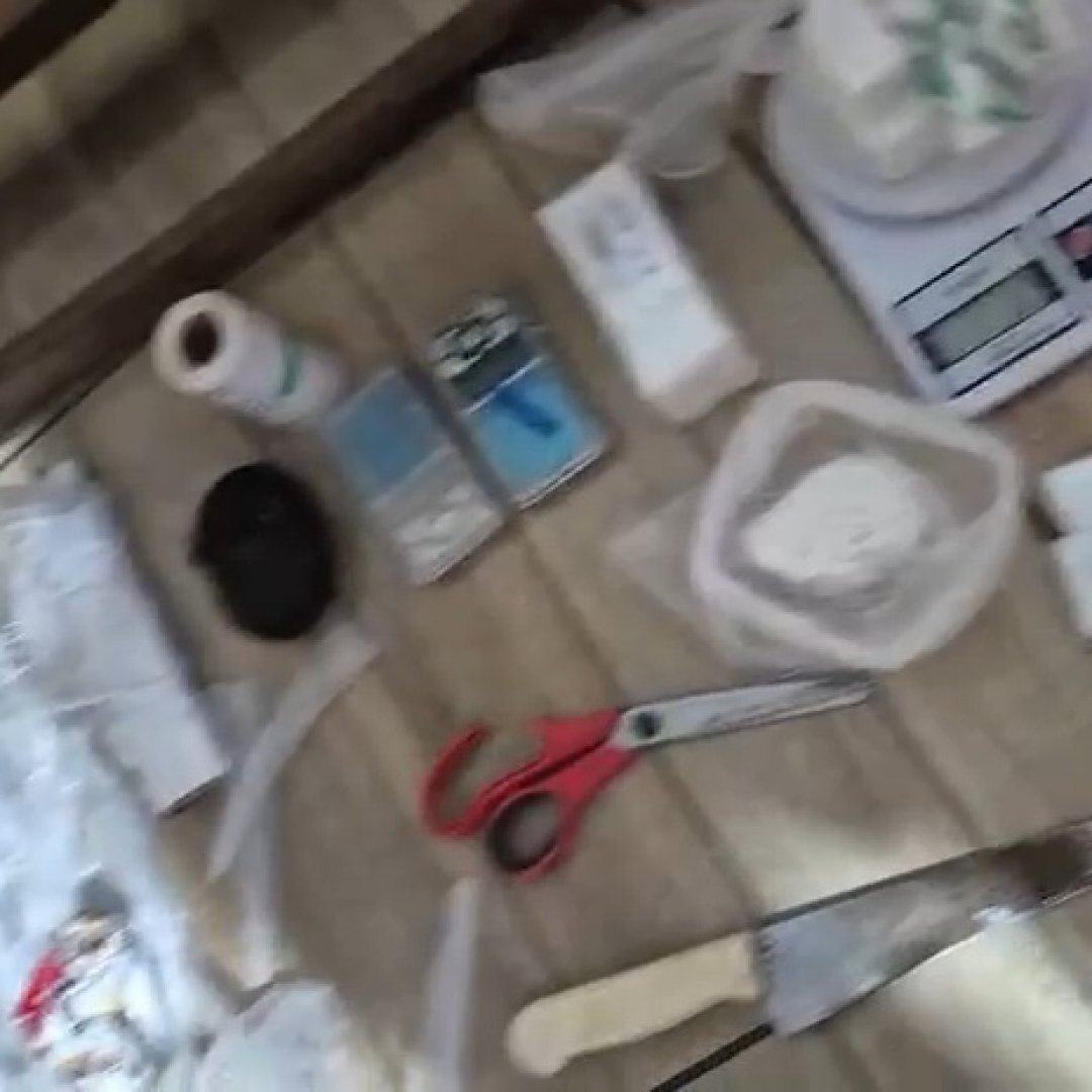 PCPR PRENDE DOIS SUSPEITOS DE OPERAR DISQUE-DROGA E APREENDE COCAÍNA EM LONDRINA