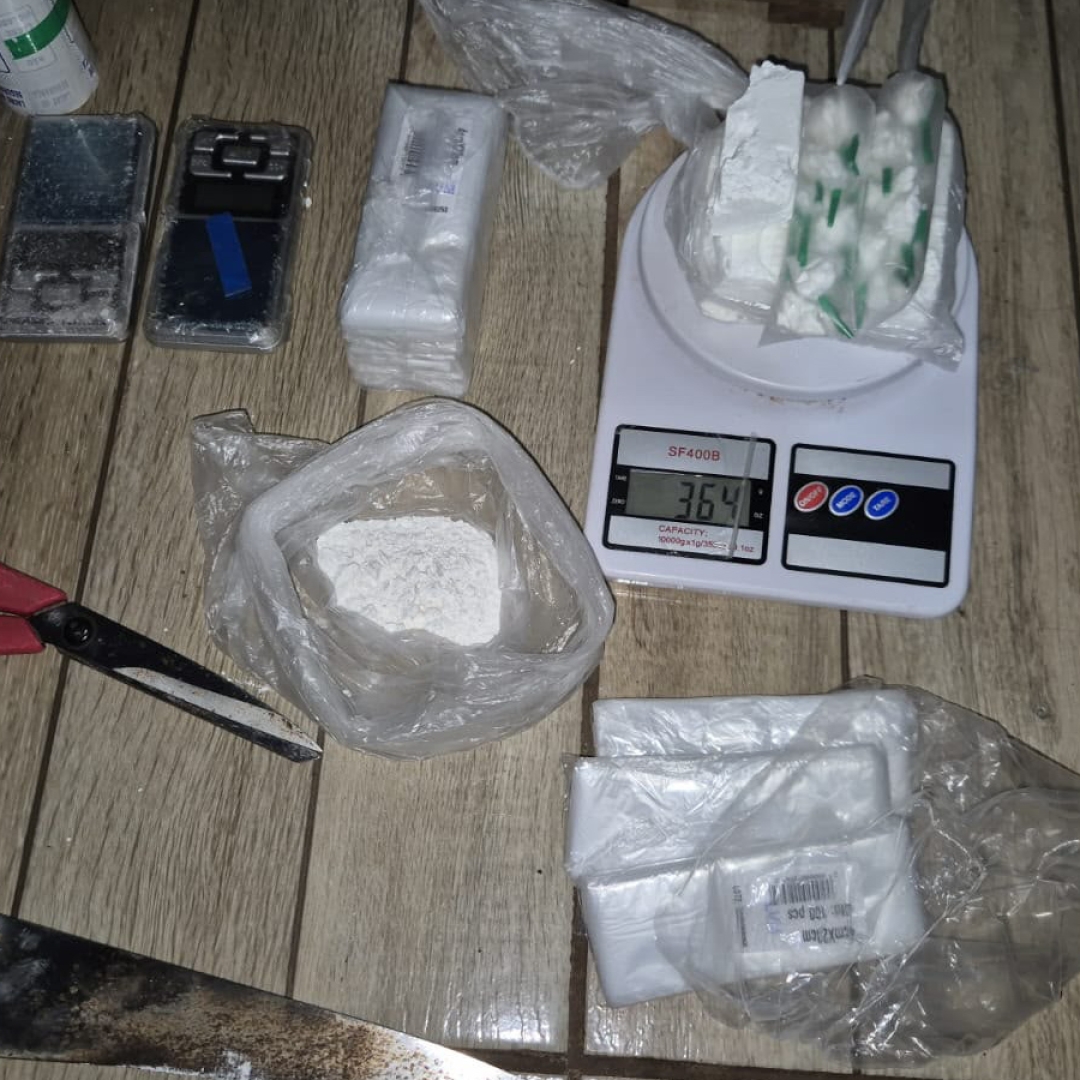 PCPR PRENDE DOIS SUSPEITOS DE OPERAR DISQUE-DROGA E APREENDE COCAÍNA EM LONDRINA