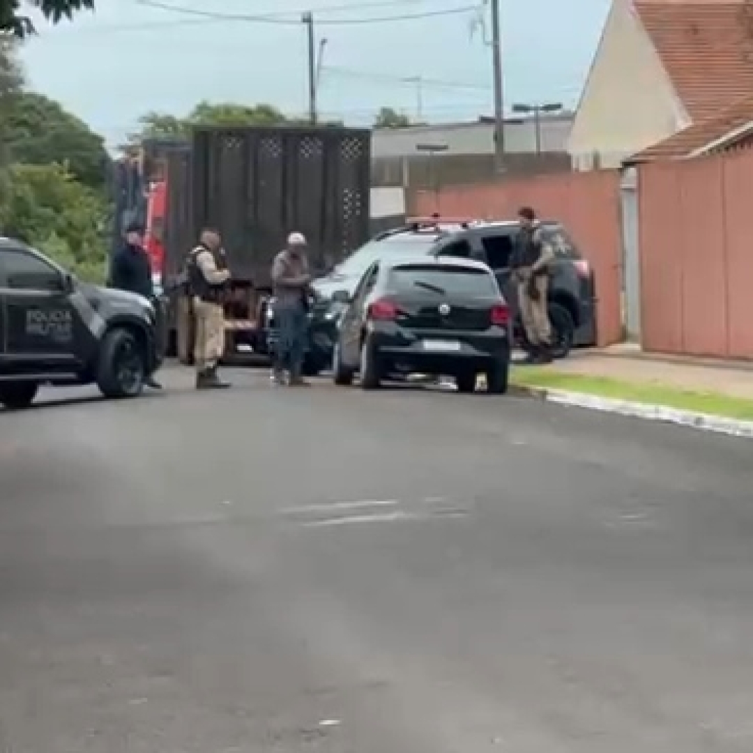 OPERAÇÃO HEISENBERG: AÇÃO CONTRA TRÁFICO DE DROGAS E ARMAS TERMINA COM UM MORTO E OUTRO BALEADO EM ARAPONGAS