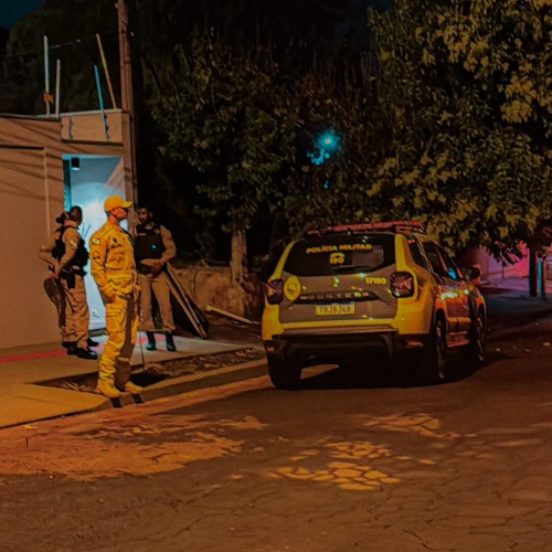 HOMEM MORRE APÓS CONFRONTO COM A POLÍCIA MILITAR EM CASA ABANDONADA EM CAMBÉ