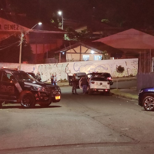 IDENTIFICAÇÃO: JOVEM MORRE EM CONFRONTO COM A PM APÓS ROUBO DE CARRO NA ZONA SUL DE LONDRINA 